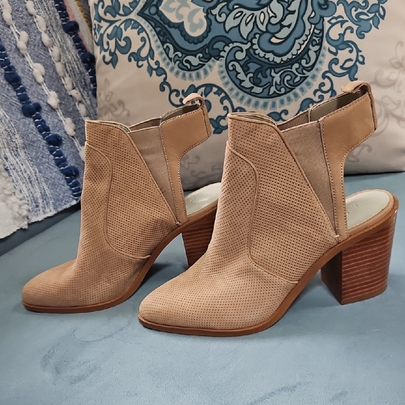 1. State Perforated Tan Ankle Booties - Picture 5 of 8